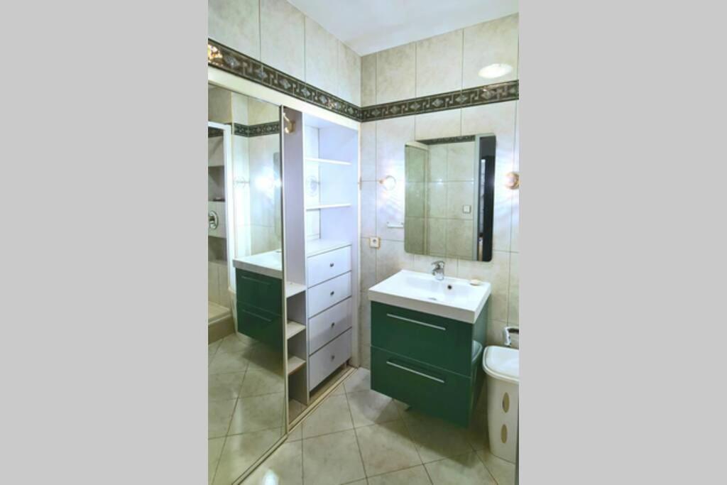 Le Canaillou - Hyper Centre - Wifi Apartment *